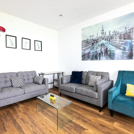 Spacious Apartment Close To City Centre With Free Secure Parking Leeds  Exteriér fotografie