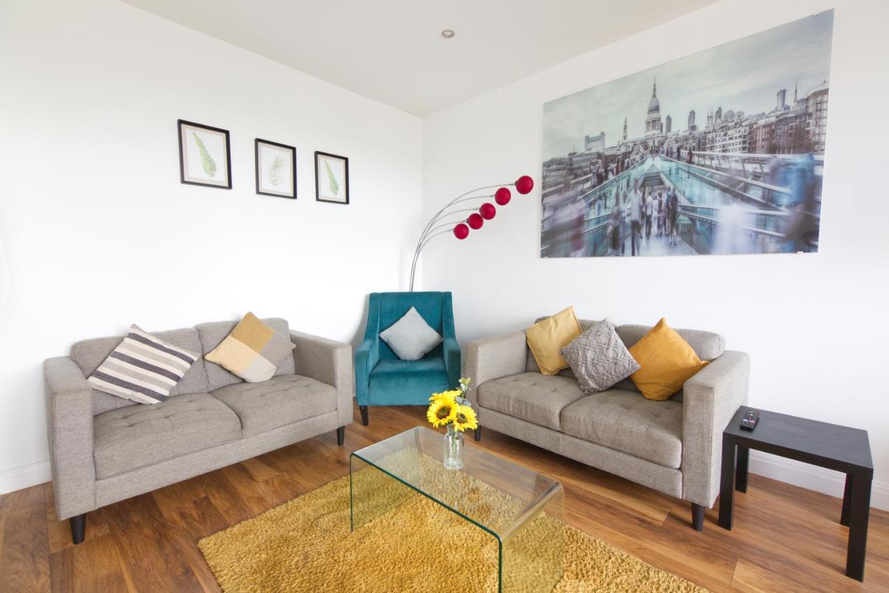 Spacious Apartment Close To City Centre With Free Secure Parking Leeds  Exteriér fotografie